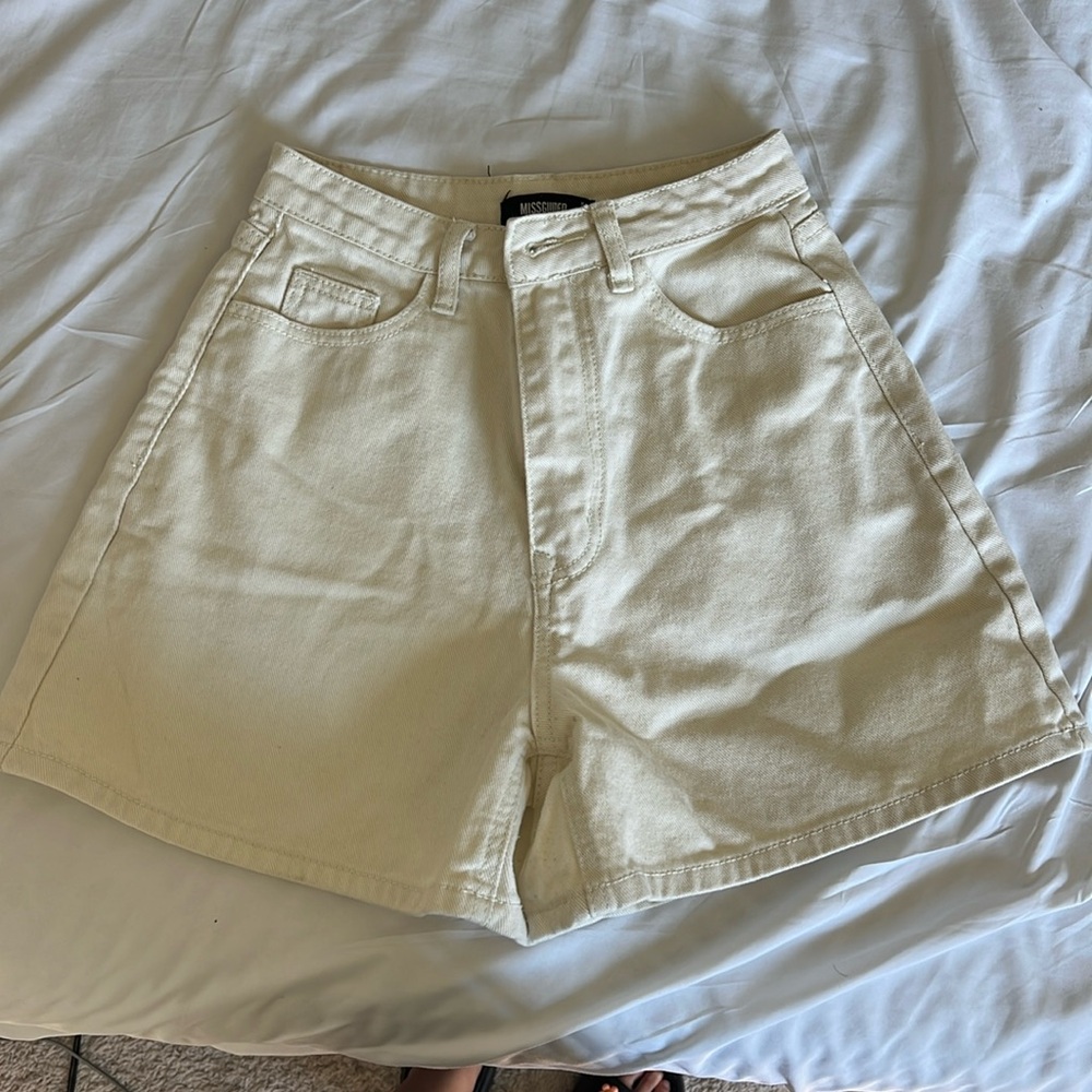 Crean super high waisted shorts
